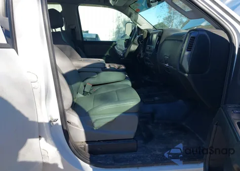 2019 Chevrolet Silverado 2500Hd Wt z USA, uszkodzony, nr VIN 2GC2KREG3K1138300